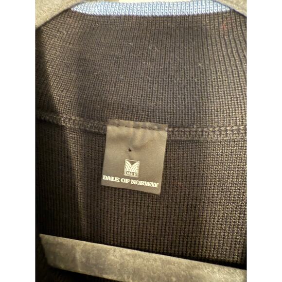 Dale of Norway Black Blue Snowflake 1/4 Zip Long Sleeve Pullover Sweater Sz M - Picture 5 of 9